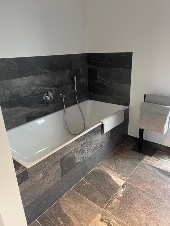 Basalt Lodge Am Lehnitzsee 奥拉宁堡 外观 照片